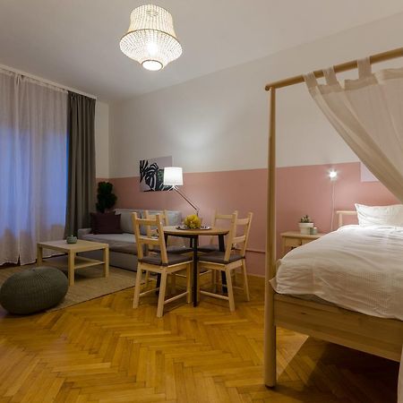 Okra Apartment Budapest Exteriör bild