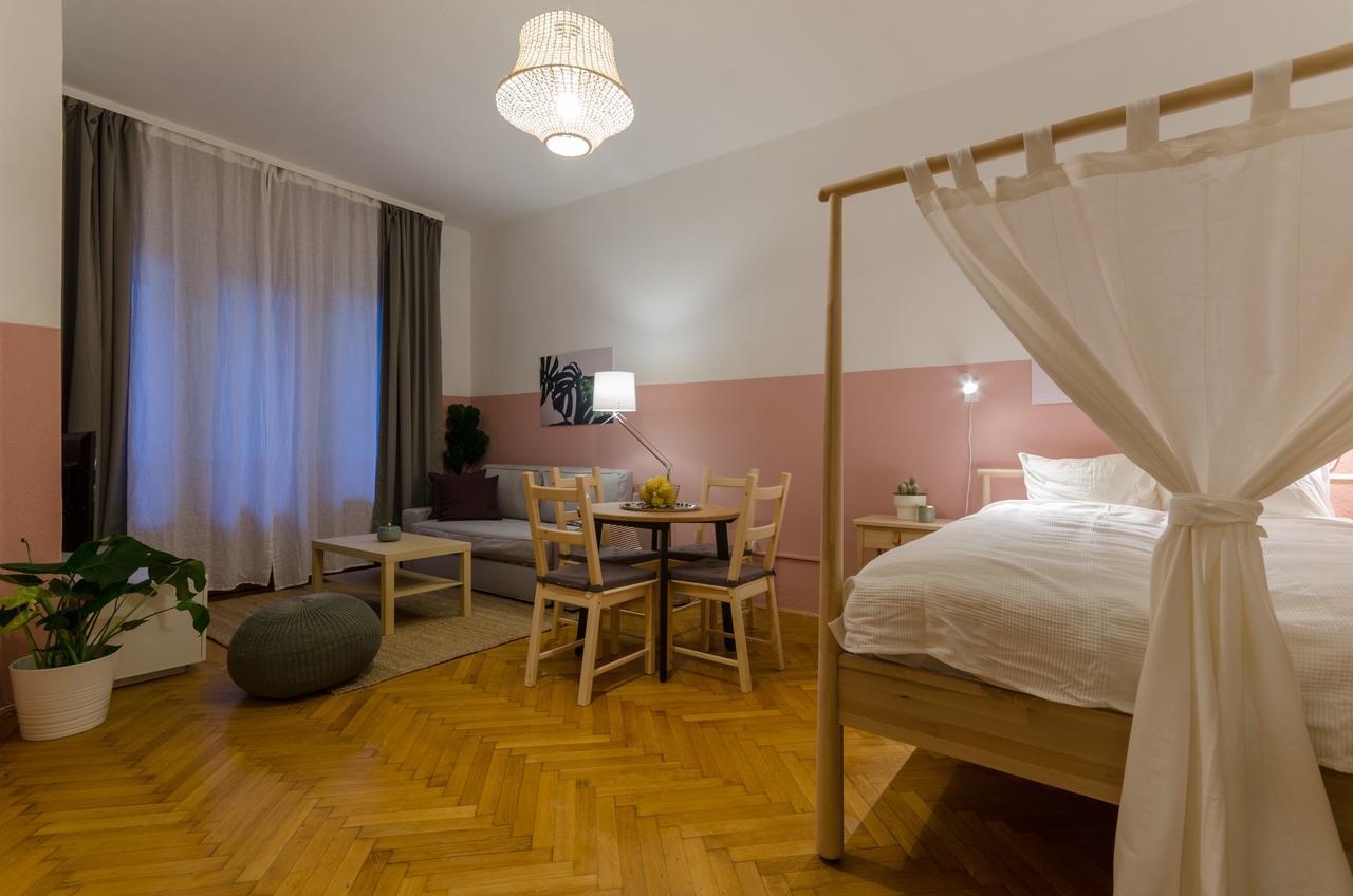 Okra Apartment Budapest Exteriör bild