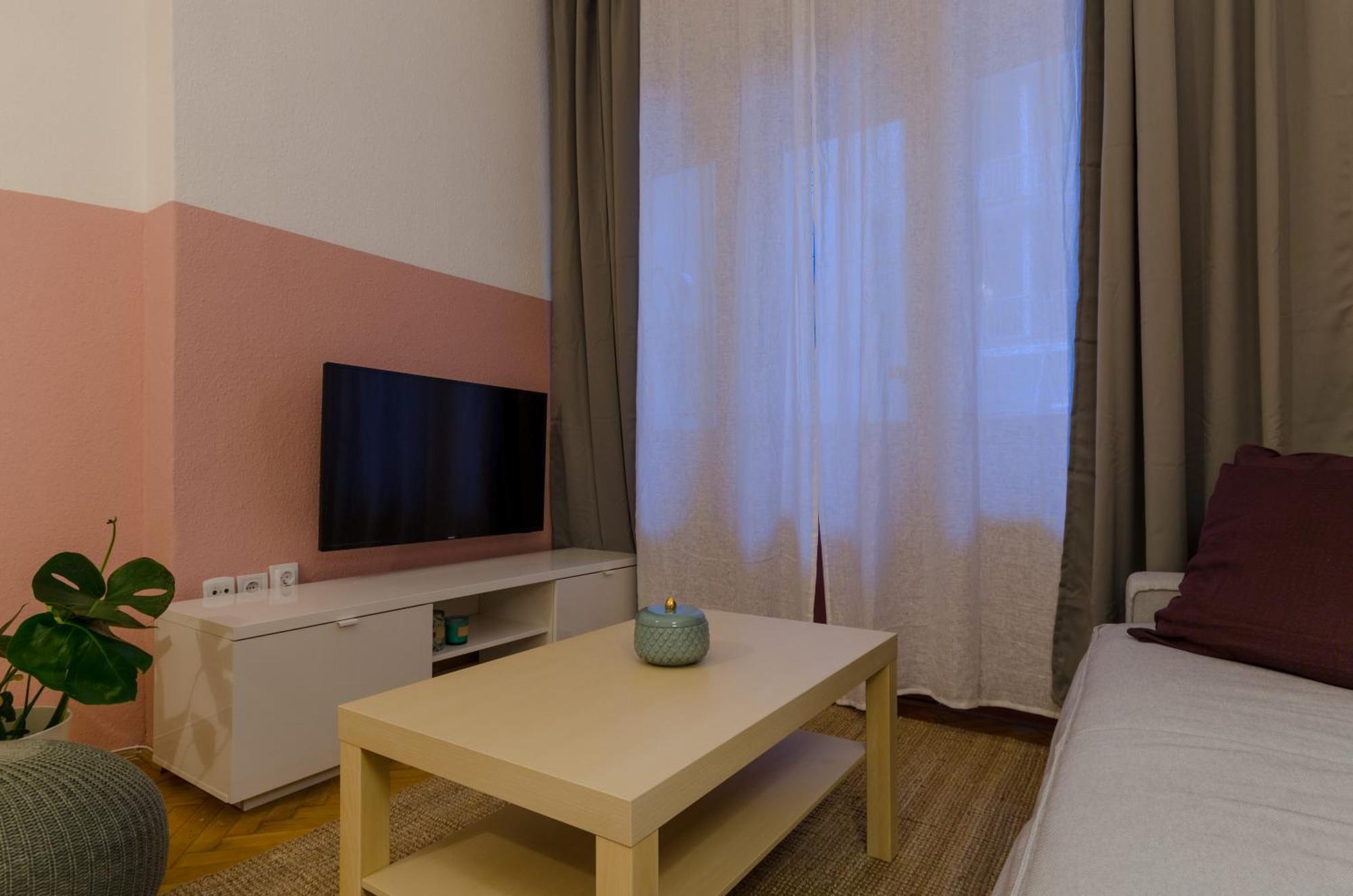 Okra Apartment Budapest Exteriör bild