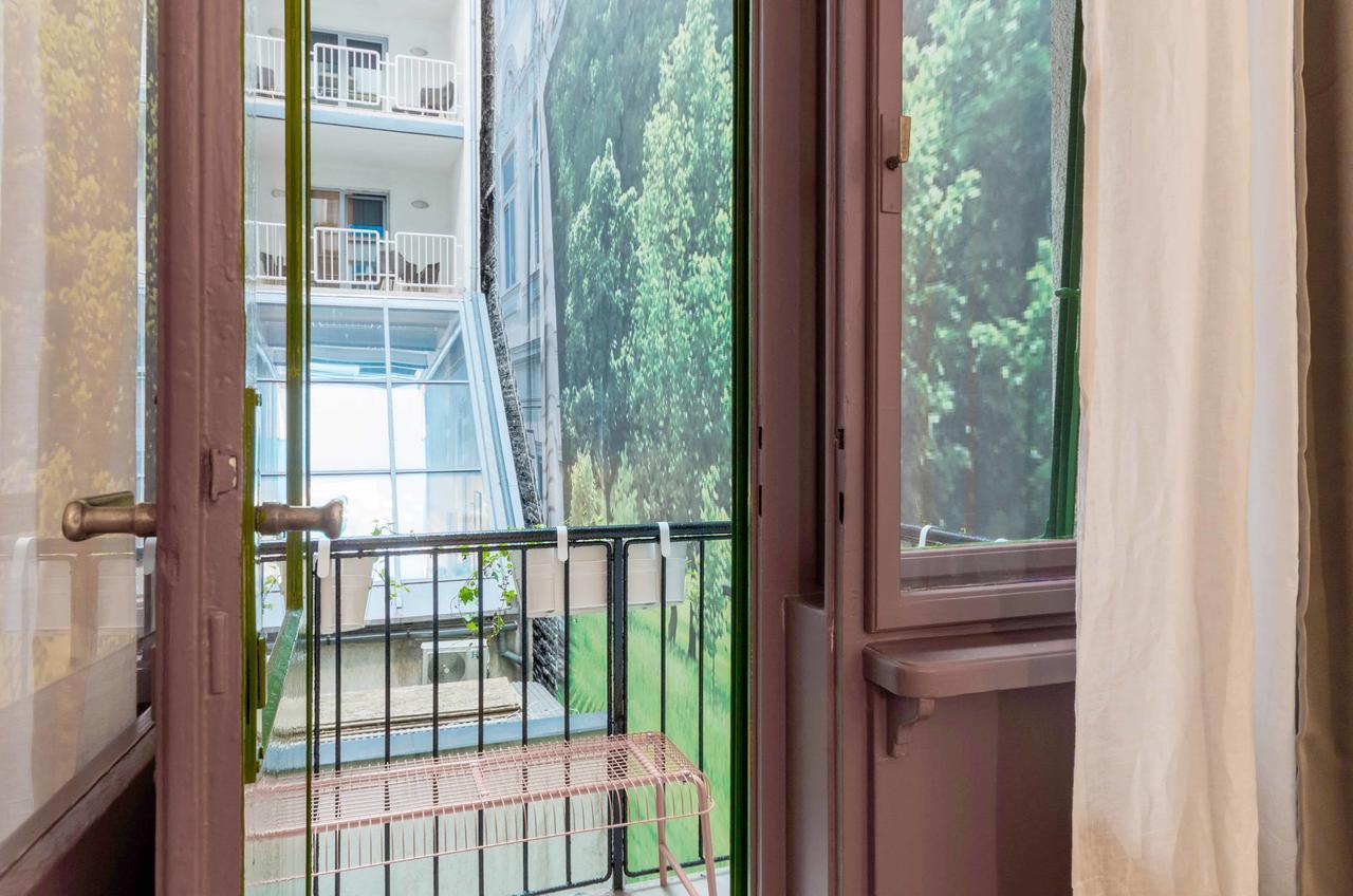 Okra Apartment Budapest Exteriör bild