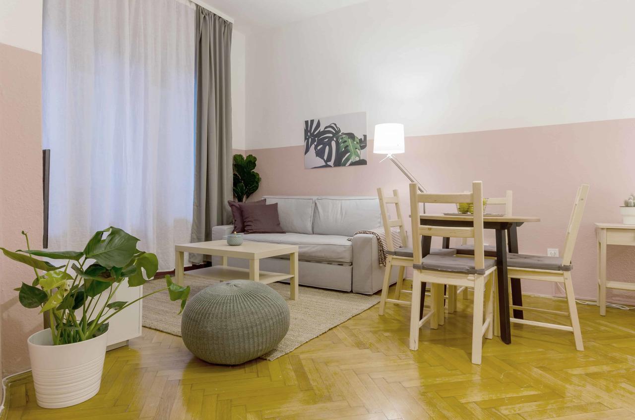 Okra Apartment Budapest Exteriör bild