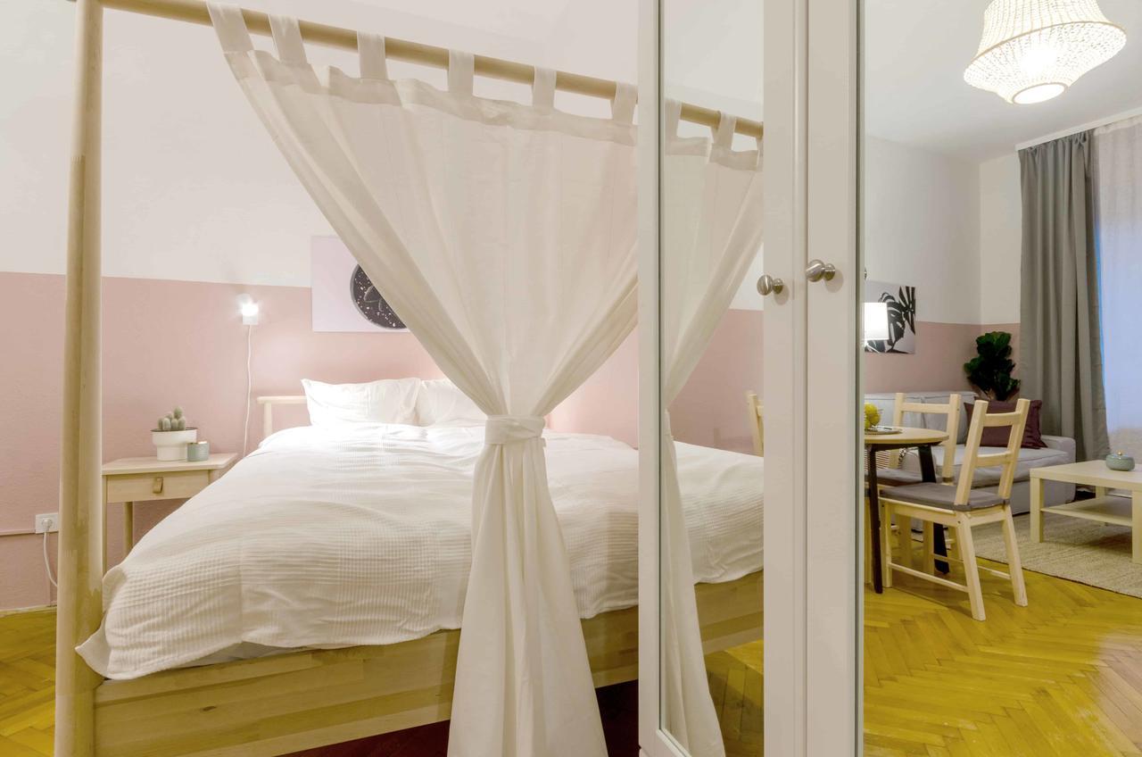 Okra Apartment Budapest Exteriör bild